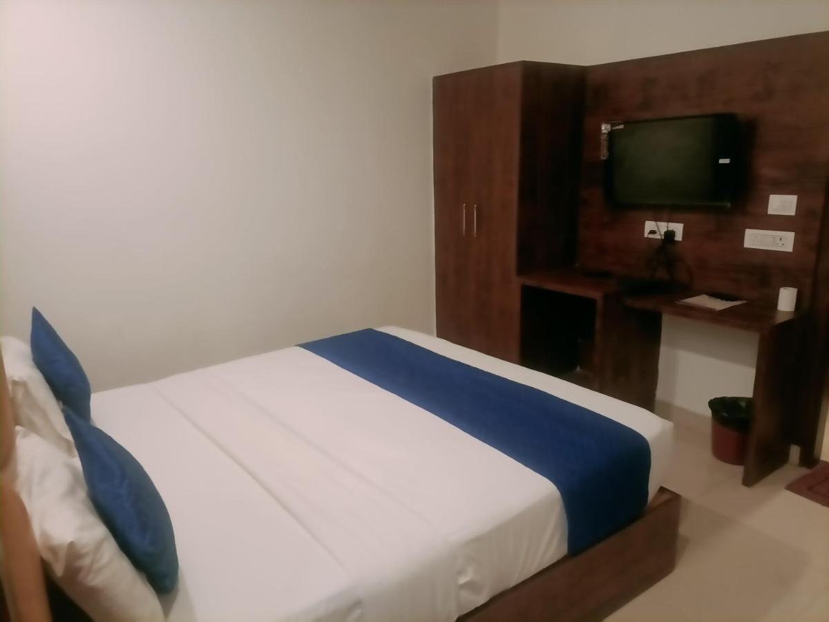Hotel Le Mount Near Igi Airport Nowe Delhi Zewnętrze zdjęcie